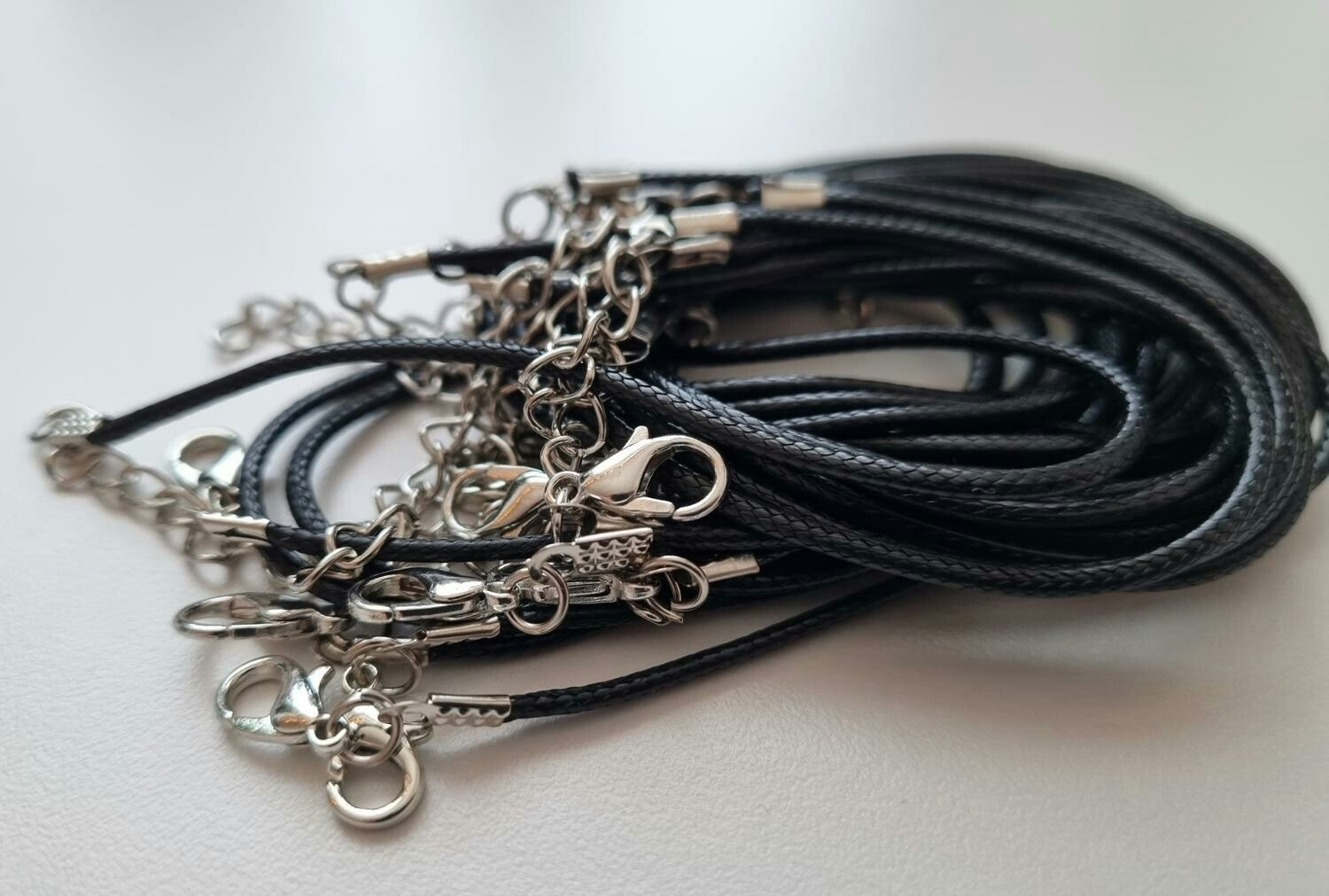 10 st halsband i konstläder (50 cm) - Svart