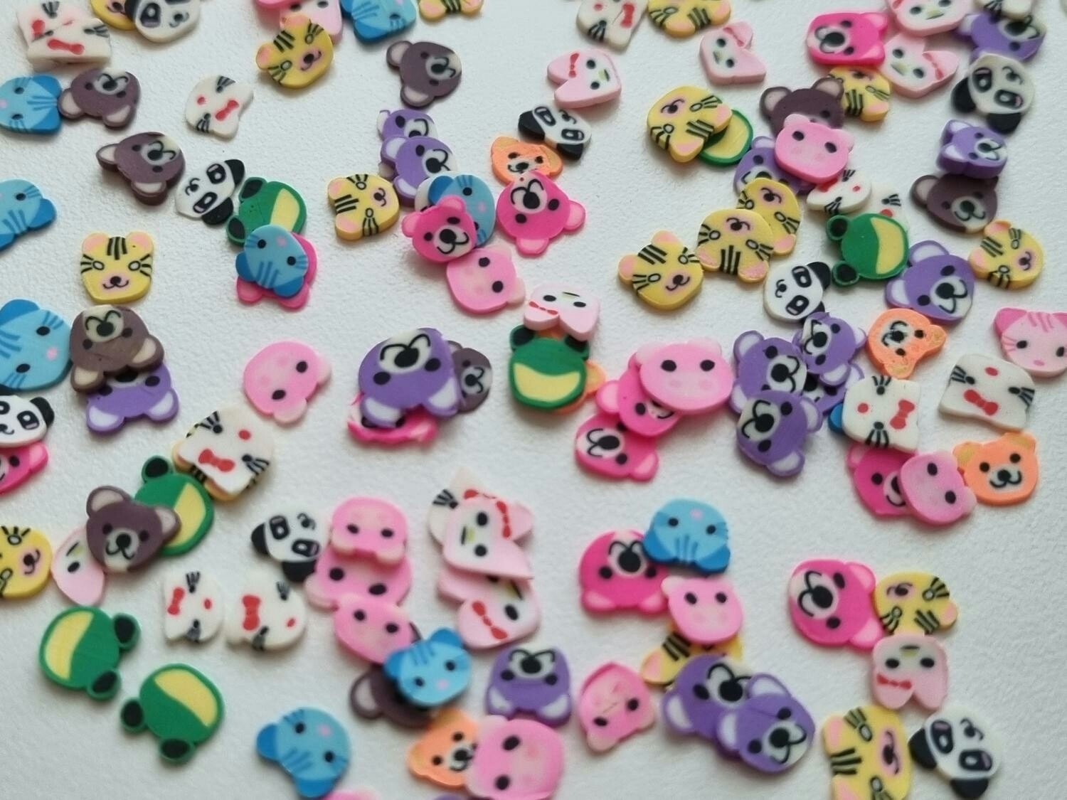 1000 st små djur av mjuk lera, polymerlera för scrapbooking