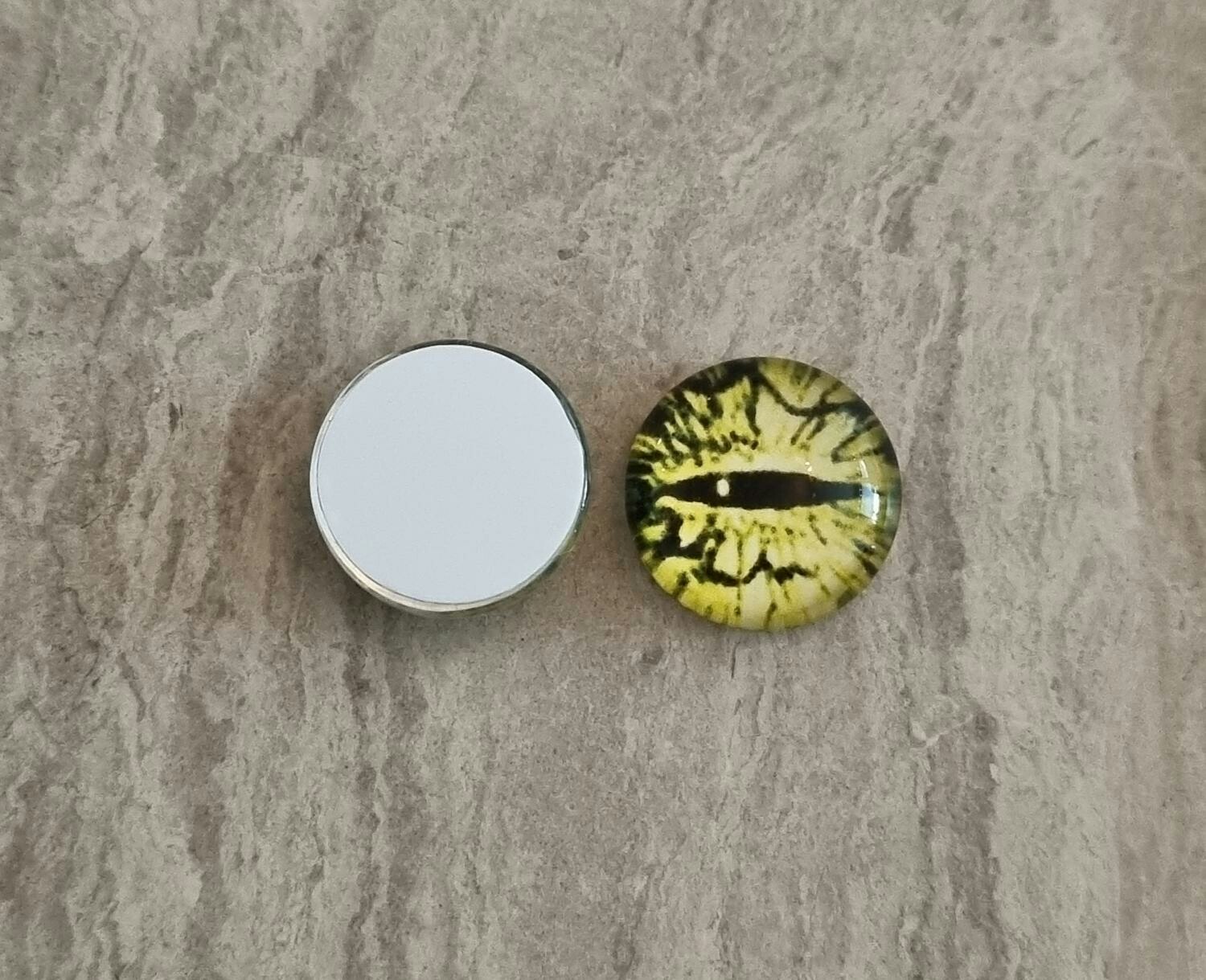 2 st drakögon kattögon i glas, glasinfattningar, cabochoner (12 mm)
