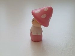 Miniatyr, figur, dockskåp - Dam med rosa svamphatt