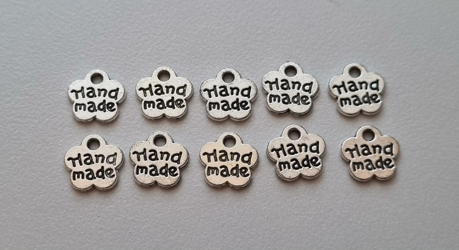 Berlocker charms Hand made - 10 st silverfärgade