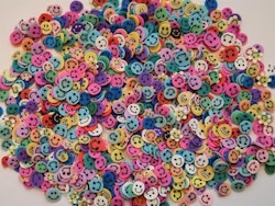 1000 st små smileys av mjuk lera, polymerlera för scrapbooking