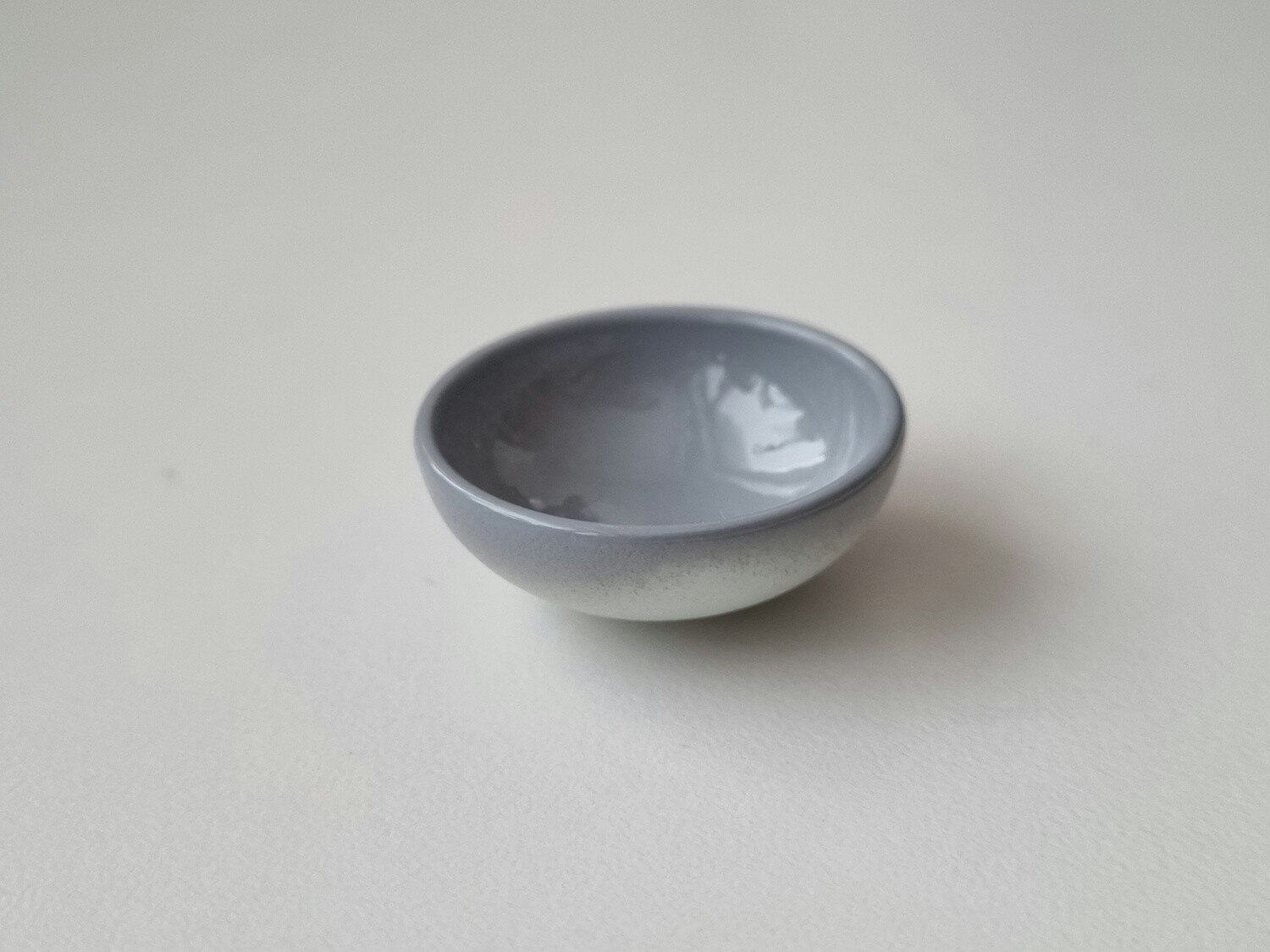 1 st skål, miniskål / miniatyr (grå/vit)