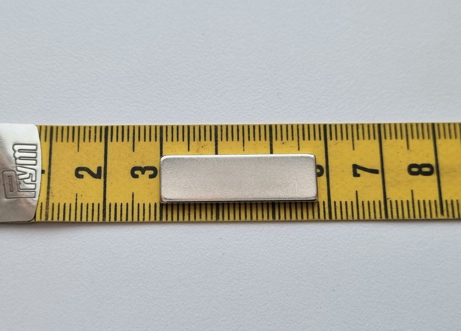 10 st Neodymium magneter (28 x 9 x 1,7 mm) blockmagneter