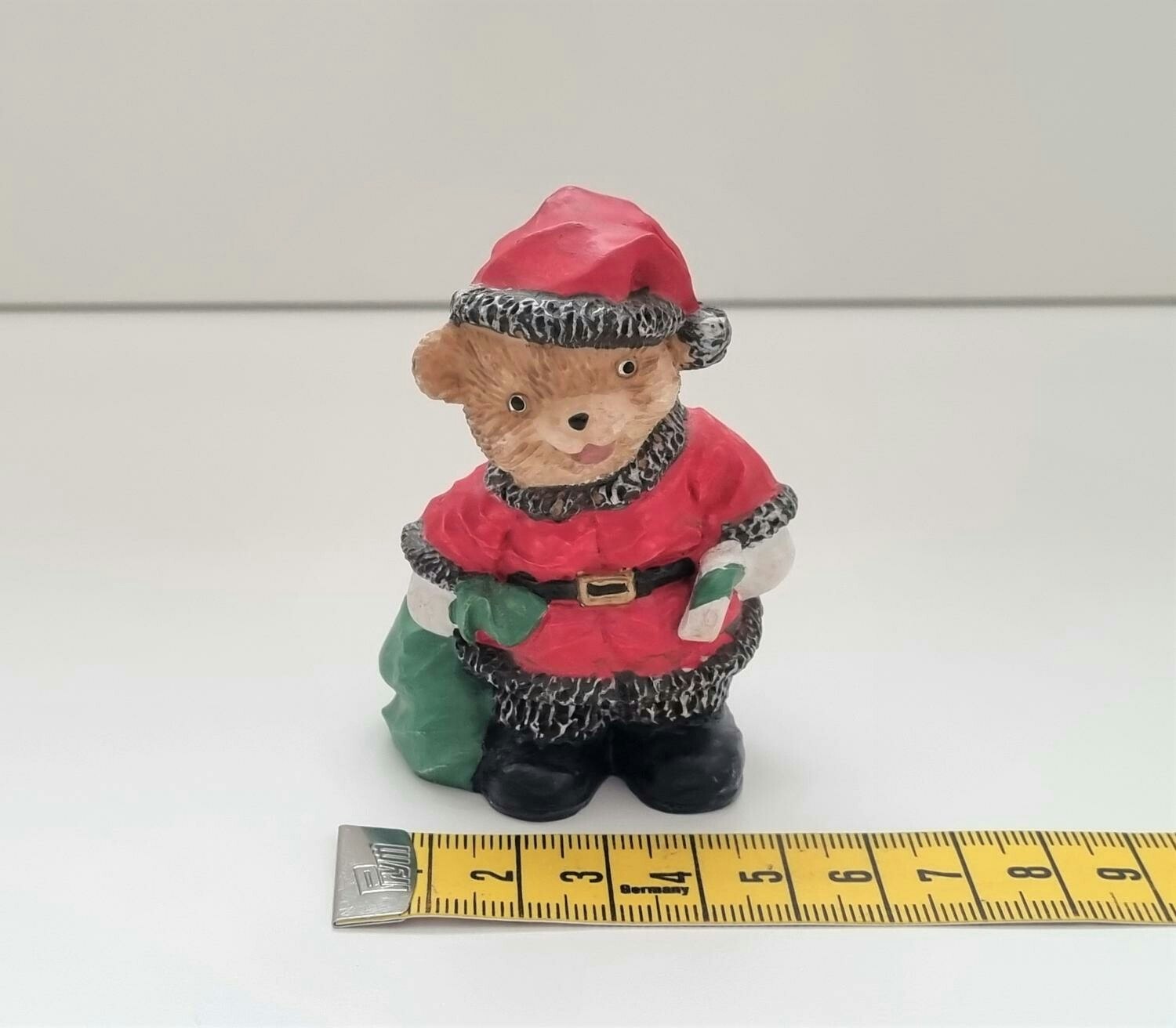 Figurin, Tomtebjörn som håller i en julsäck (79 gram)