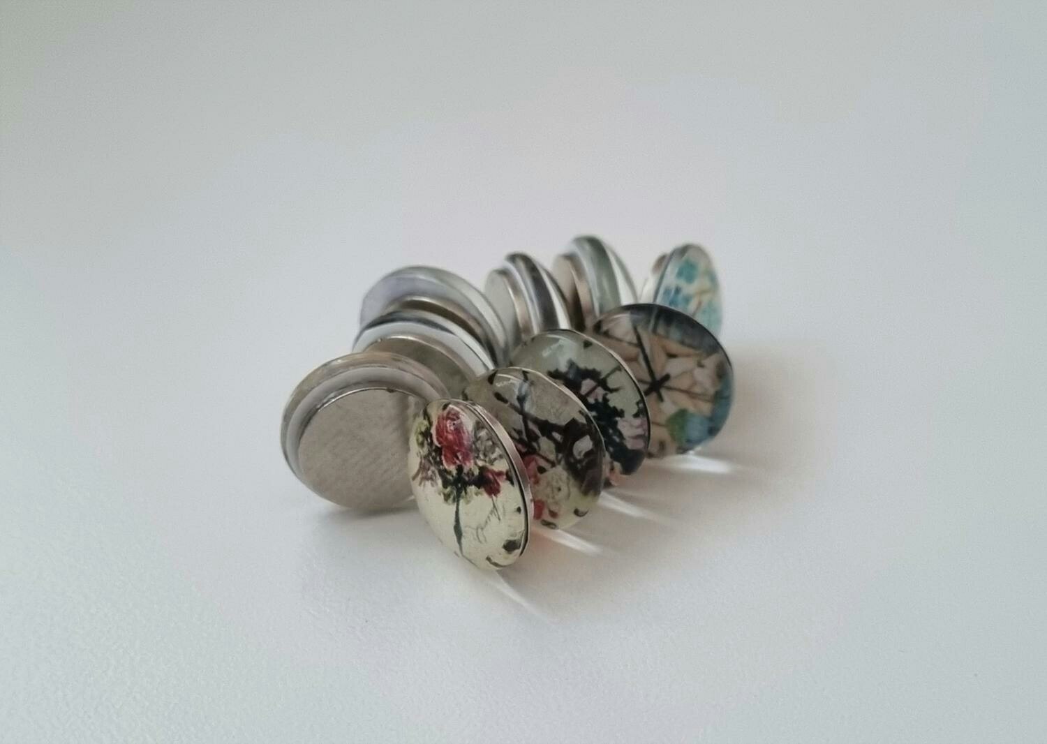 10 st kylskåpsmagneter, neodymium magneter med klockmotiv