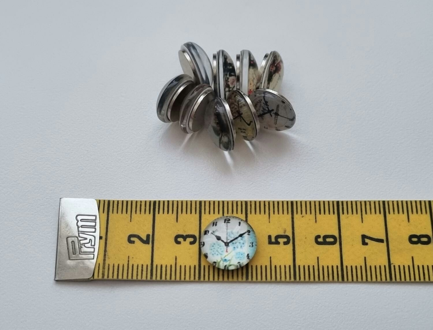 10 st kylskåpsmagneter, neodymium magneter med klockmotiv