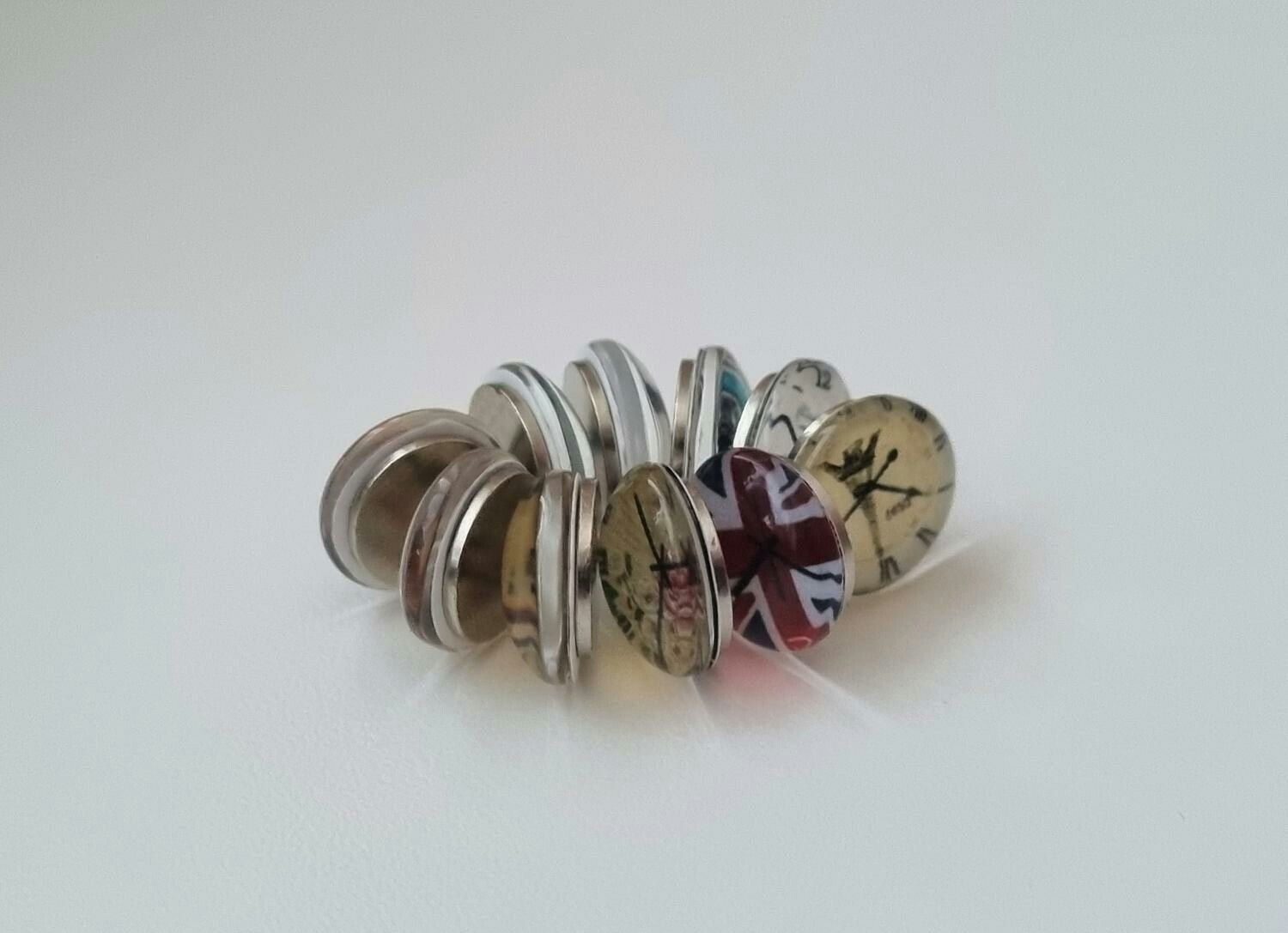 10 st kylskåpsmagneter, neodymium magneter med klockmotiv