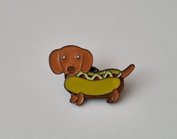 Pin, Hund i korvbröd