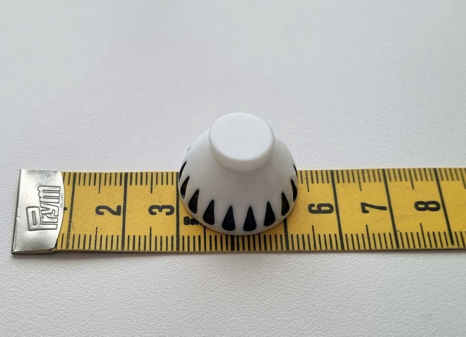 Miniatyrskål, miniskål, skål för dockhus / tittskåp med mera