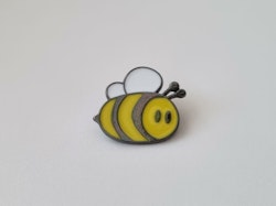 Pins, Gulligt litet bi