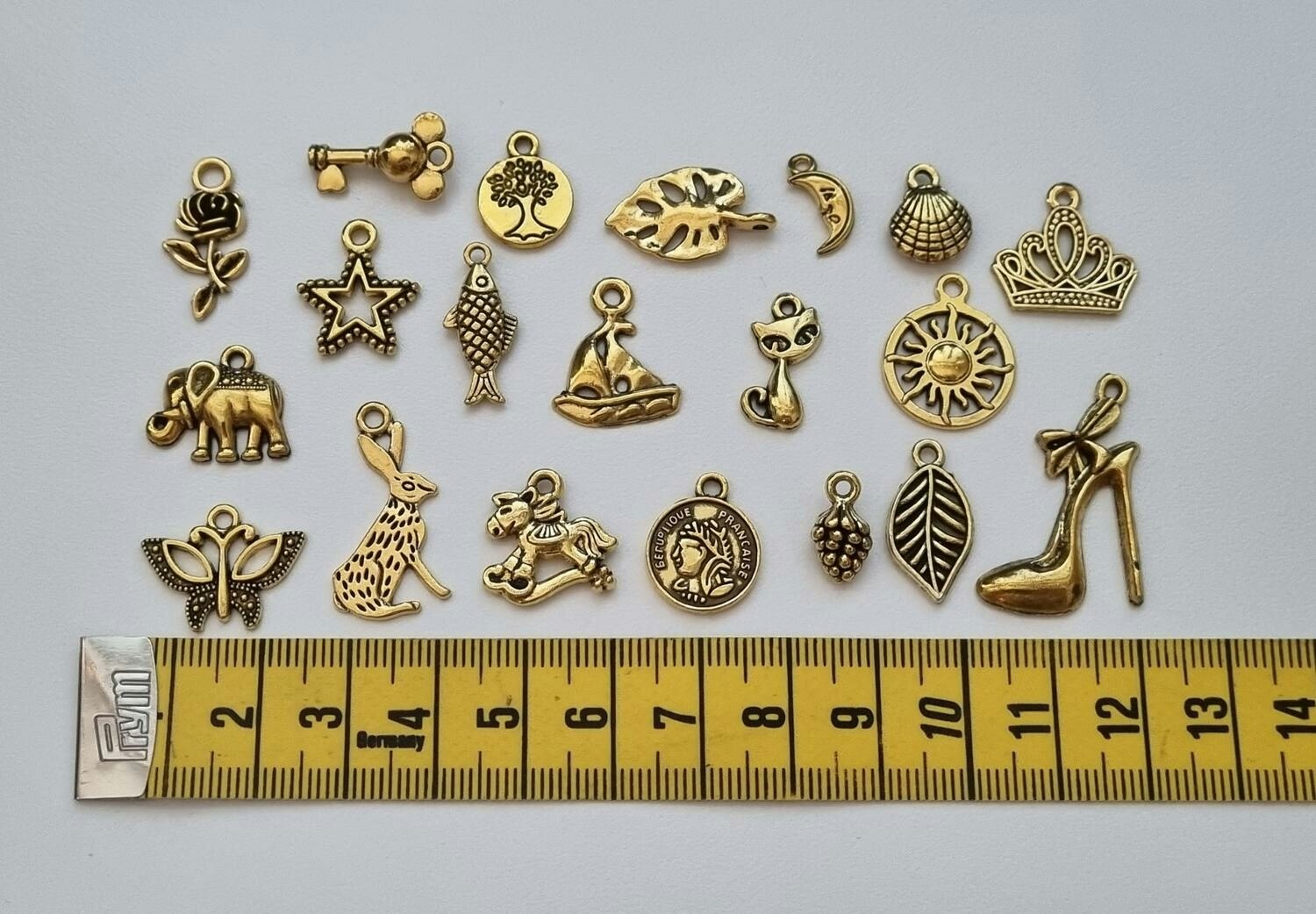 20 st guldfärgade Berlocker Charms Hängen för smyckestillverkning