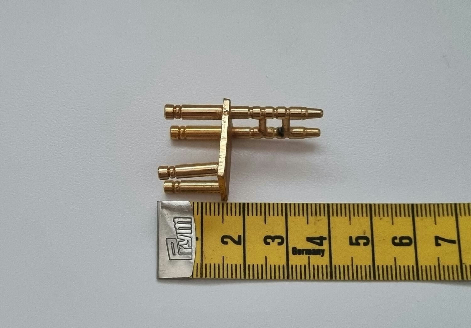 Stol, miniatyrstol. Miniatyr till dockhus, dockskåp / tittskåp med mera