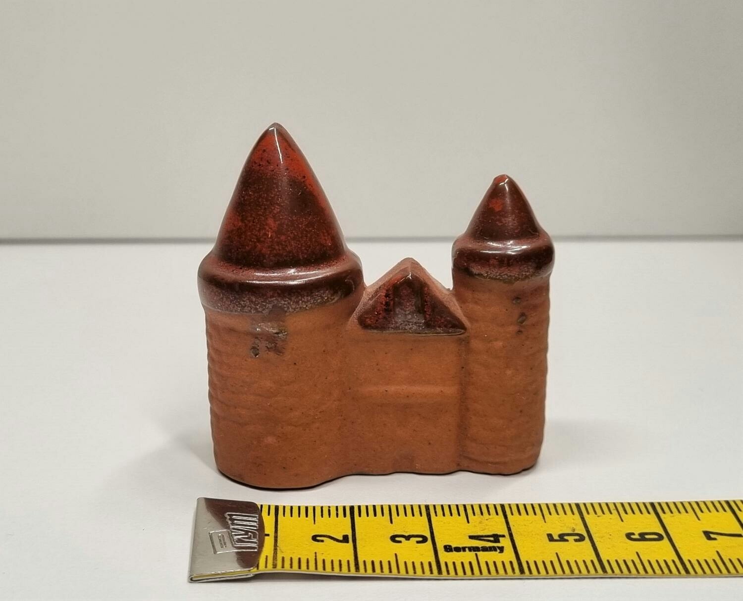 Miniatyrhus, minihus / torn (hus nr 136)