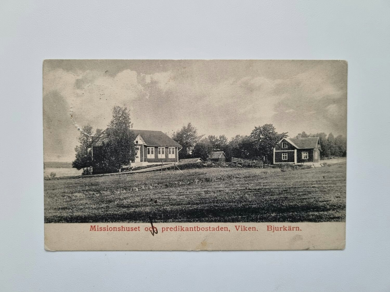 Vykort Missionshuset och predikantbostaden, Viken, Bjurkärn. 1912