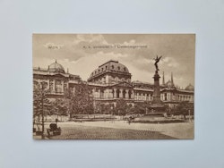 Äldre vykort WIEN I. K. k. Universität mit Liebenbergdenkmal, 1914