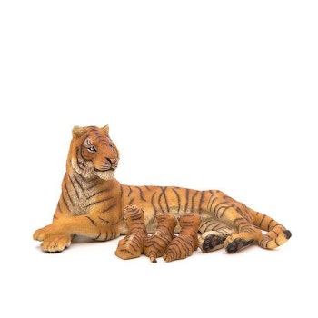 Tiger med ungar