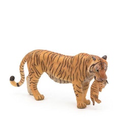 Tiger med unge