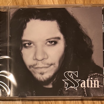 SATIN Reissue 2023 med 2 bonus låter CD