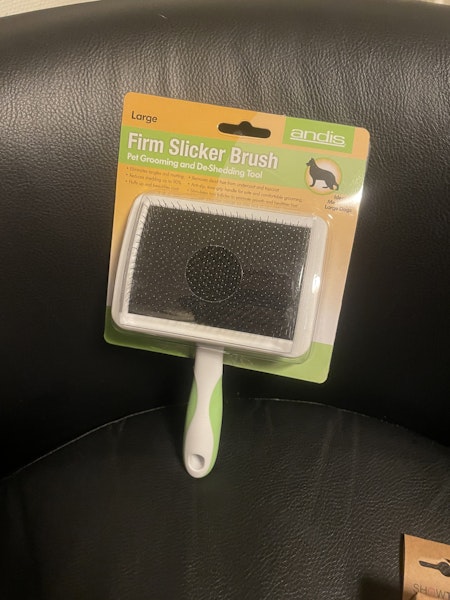 Andis Firm slicker brush karda L