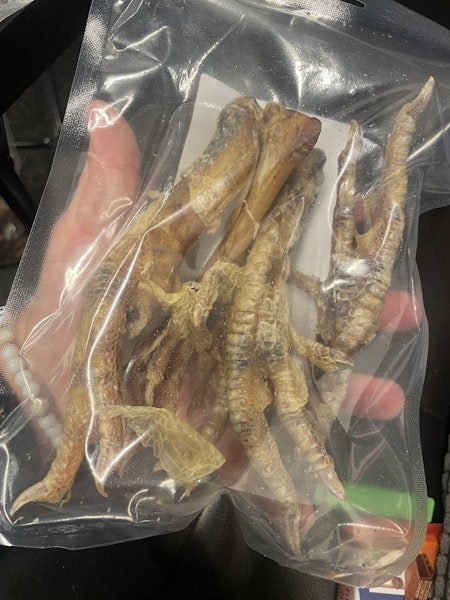 Emmzo Kycklingfötter från Varmlösa (100g) (-20%)