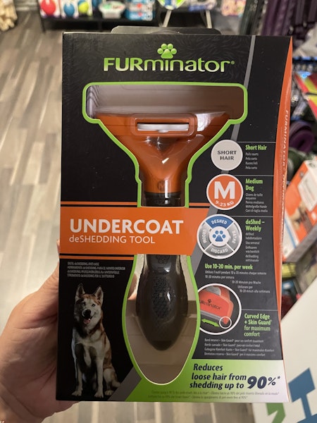 Furminator undercoat deshedding took (short hair Medium)