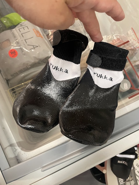 Second hand: Rukka ”skydd”sockor
