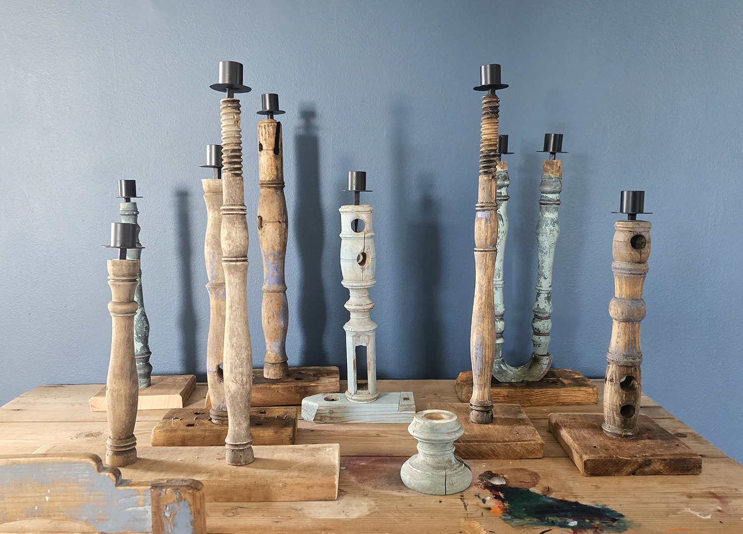 Unik ljusstake i vintage-stil - Handgjord av spinnrocksdelar, 35,5cm