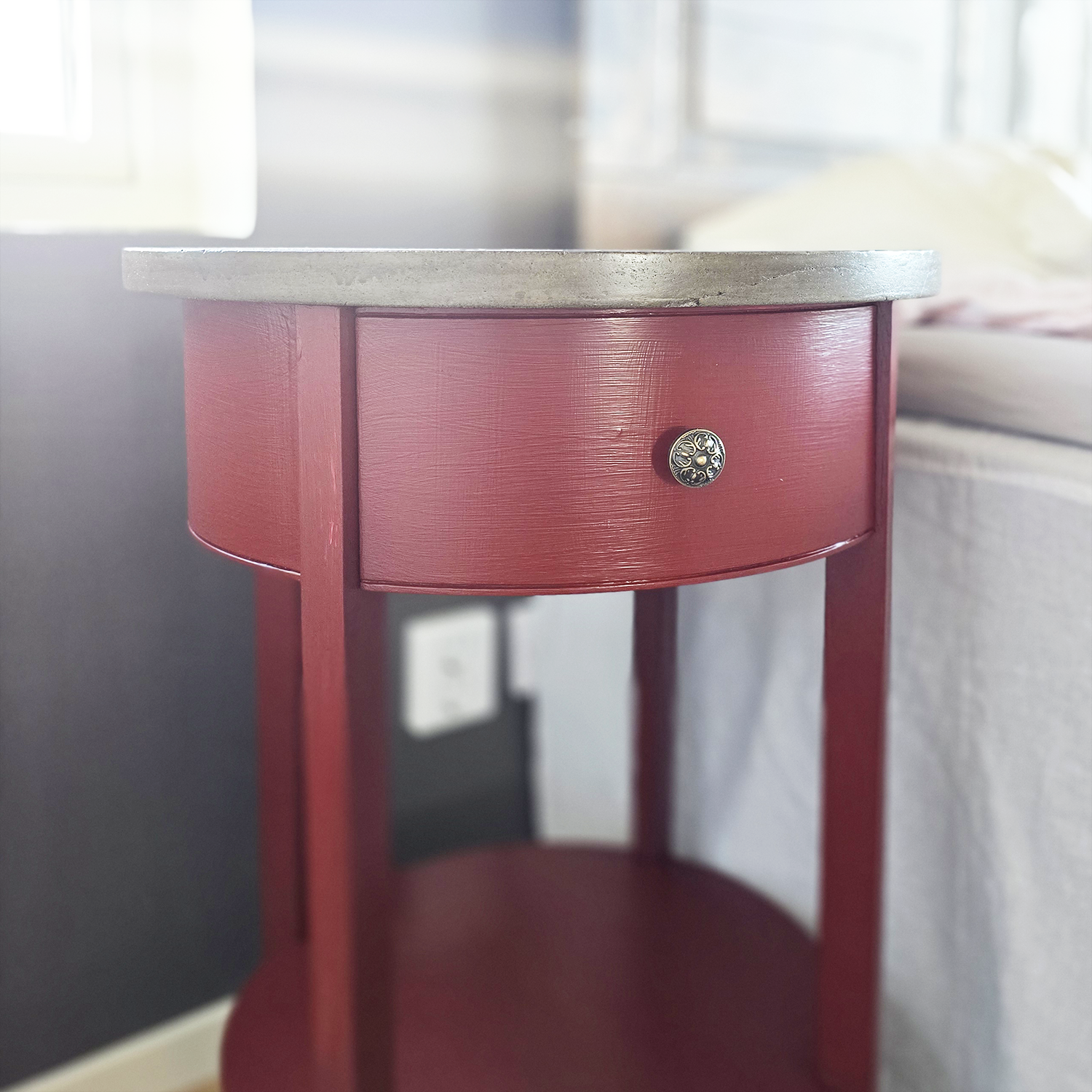 Sängbord / Sidobord med betongskiva