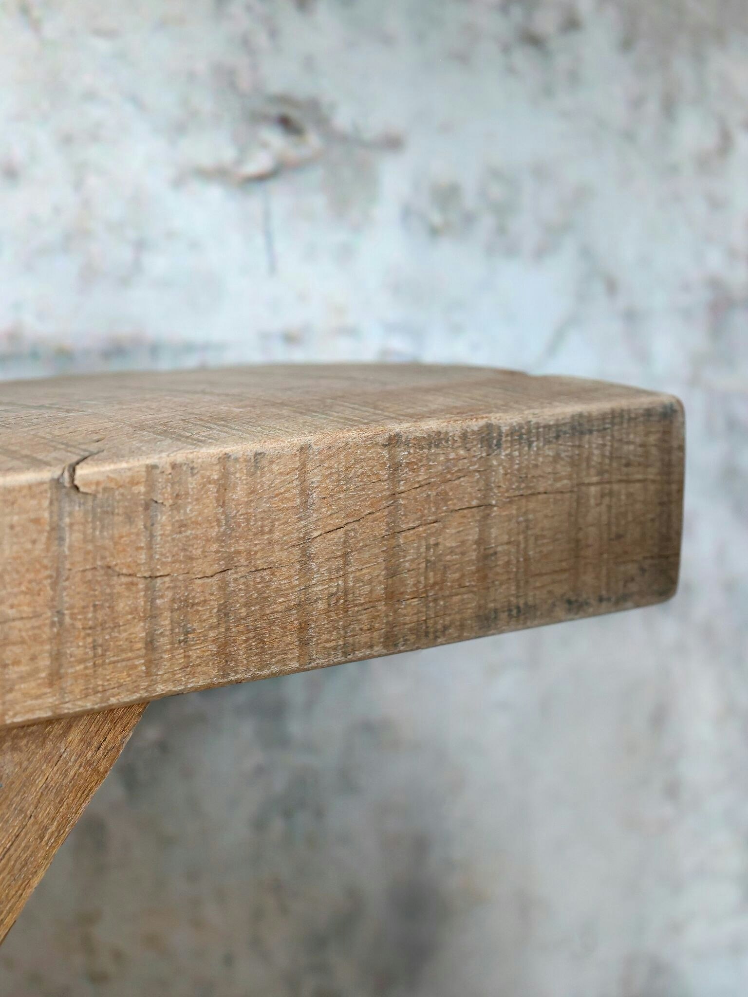 Handgjort Sidobord/Avlastningsbänk av återbrukat material, 122cm