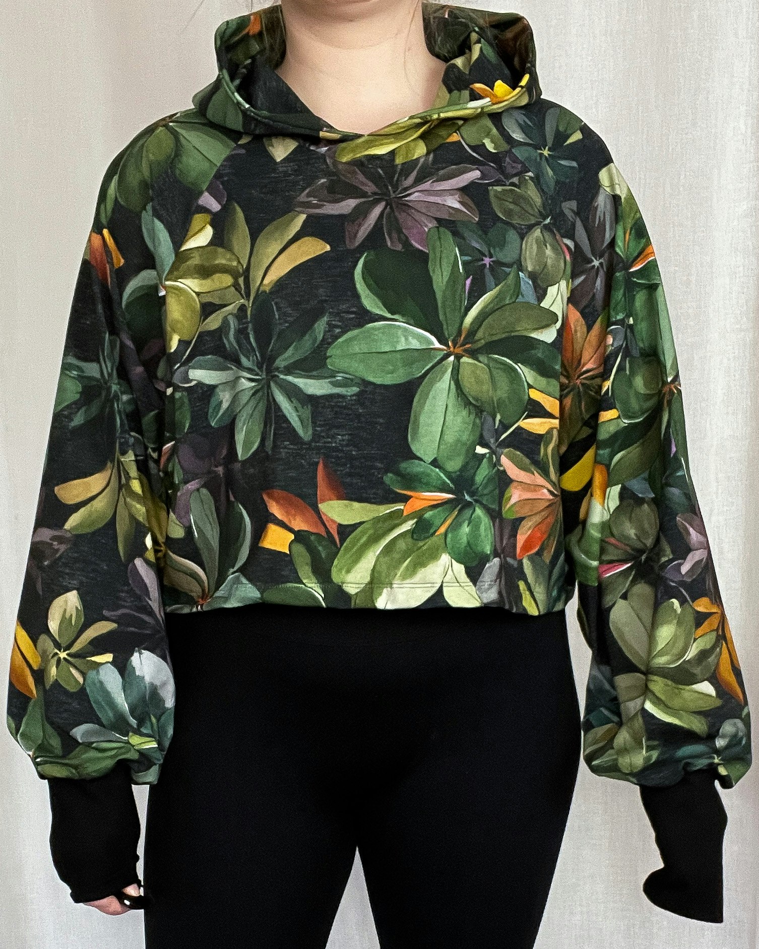 Baroque flowers petrol Crop top deluxe