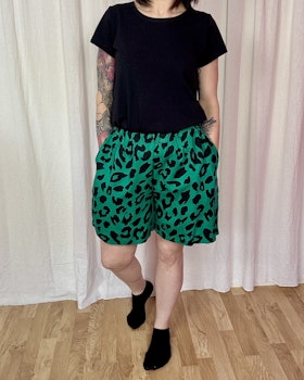Feministkurbits Viskos-shorts