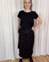 Feministkurbits Wrap skirt