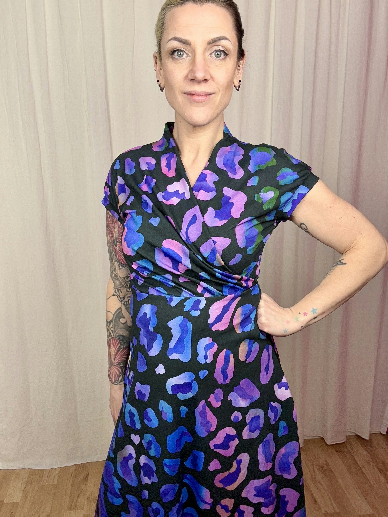 Feministkurbits Omlotten klänning
