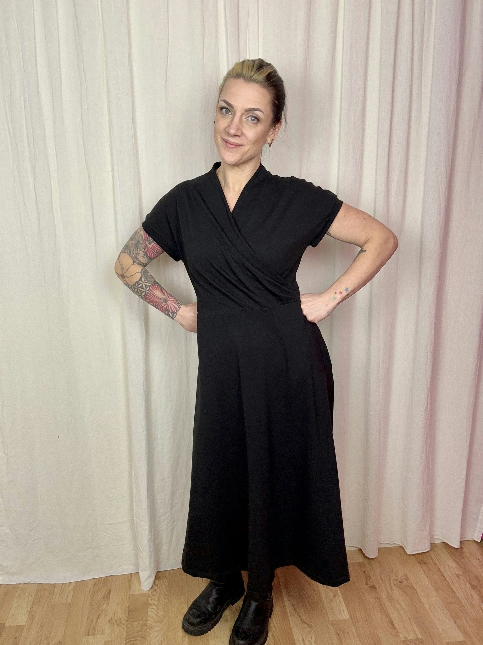 Feministkurbits Omlotten klänning
