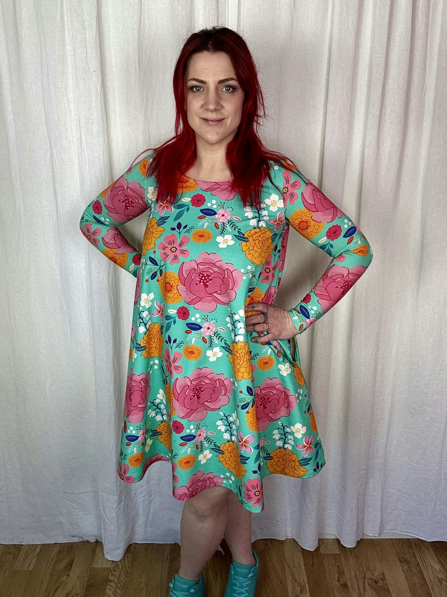 Flow Dress Sweet Peas And Bumblebees