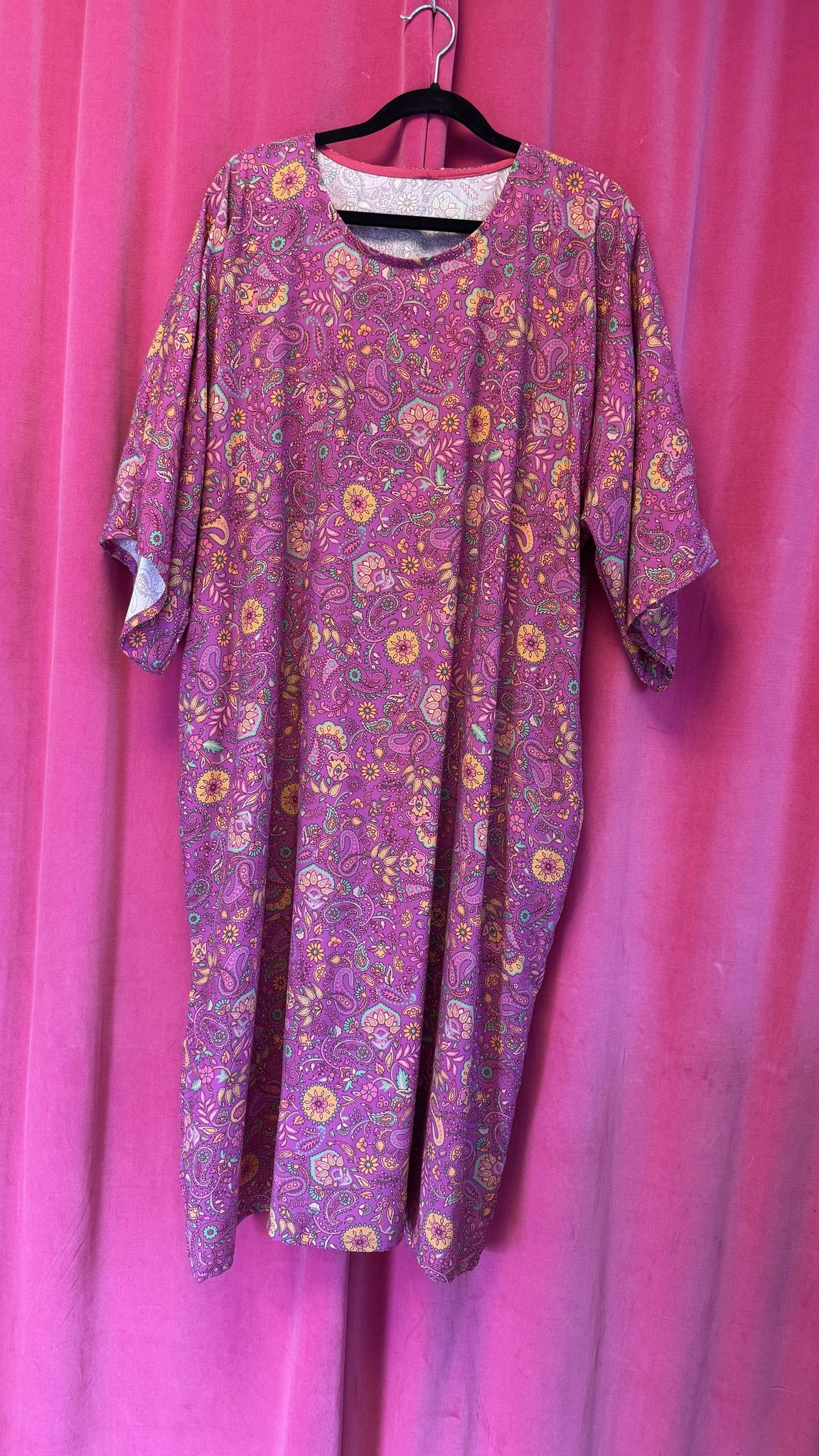 Elin kimono dress paisley pink Kimono tee paisley neon