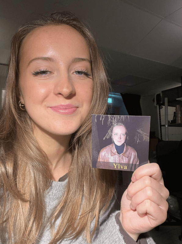 Storyn bakom personerna i våra mordgåtor