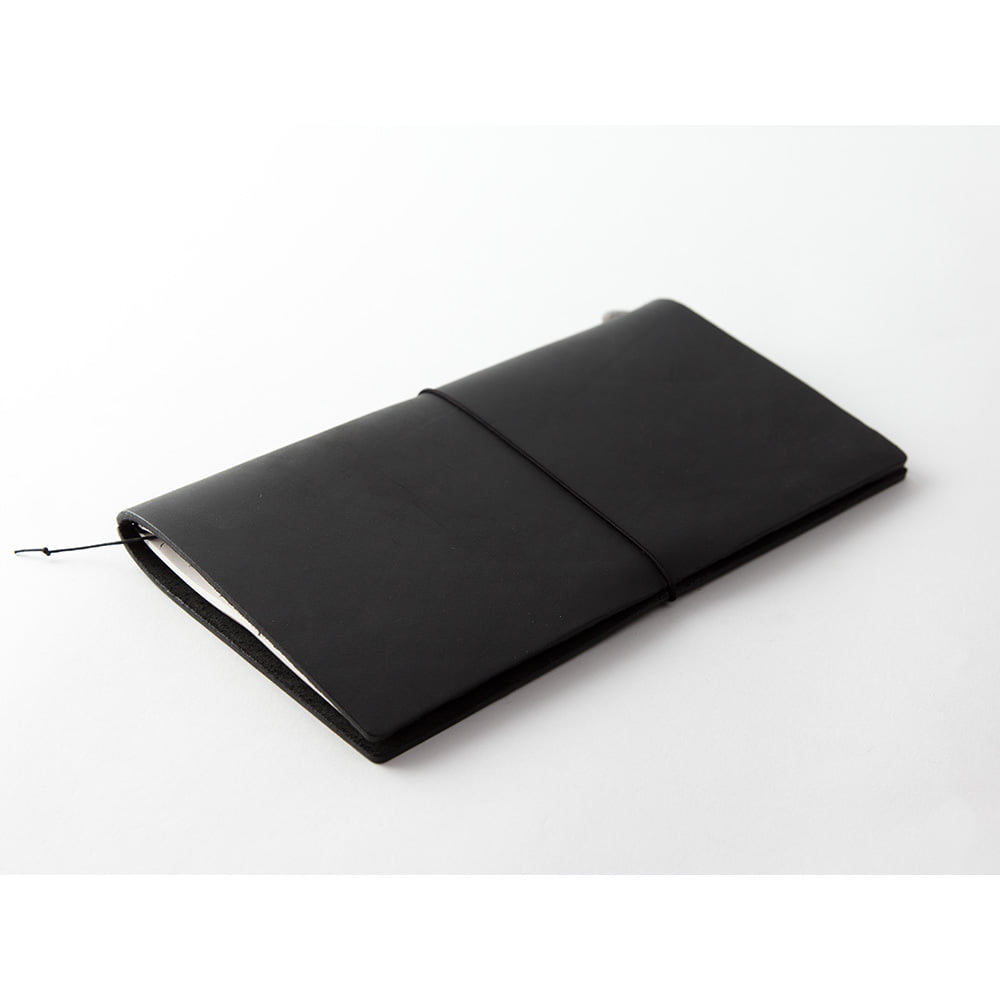 TRAVELER'S Notebook Black - Regular Size