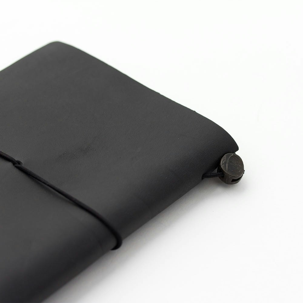 TRAVELER'S Notebook Starter Kit - (Passport Size) Black
