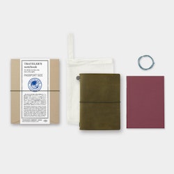 TRAVELER'S Notebook Startkit - (Passport Size) Olive