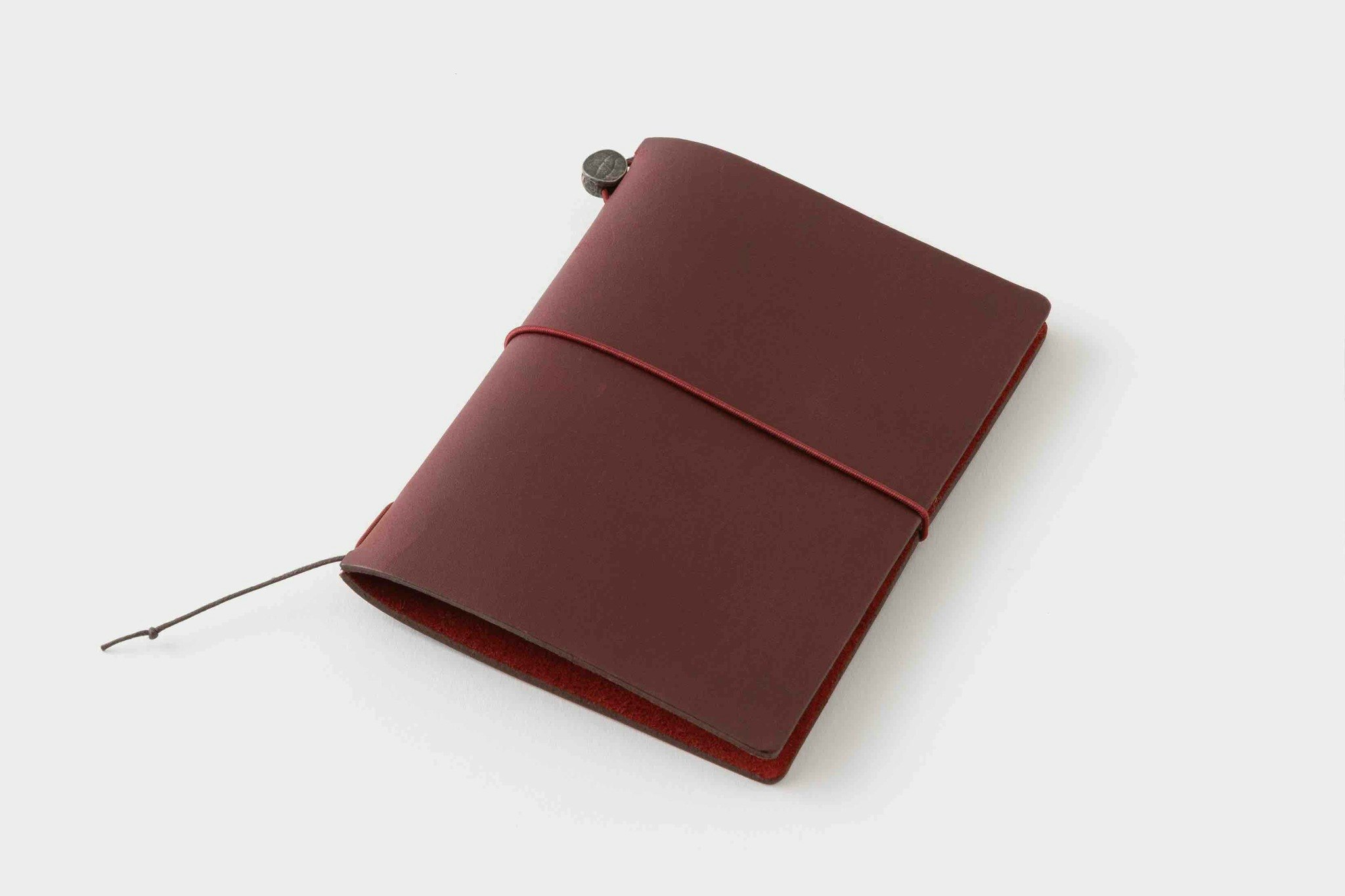 TRAVELER'S Notebook Startkit - (Passport Size) LOVE & TRIP Limited Edition