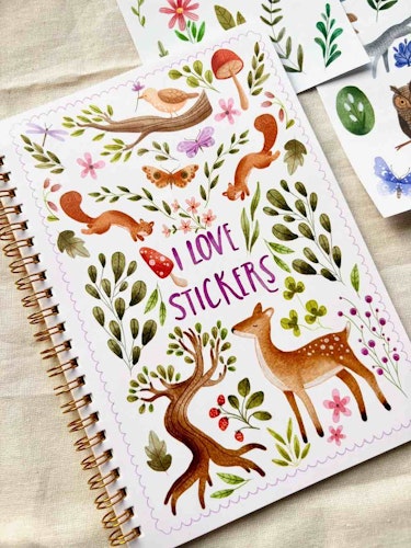 Nikki Dotti - Bok med stickerspapper