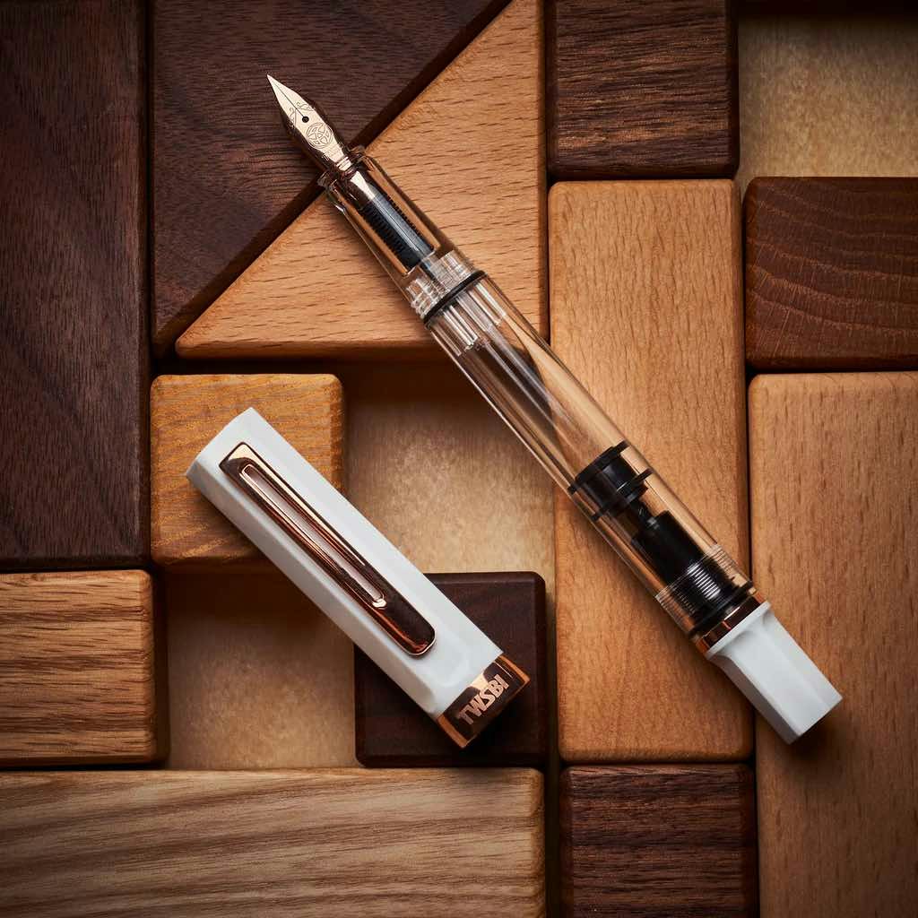 Reservoarpenna TWSBI ECO Rose Gold White
