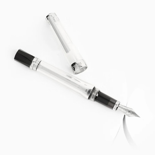 Reservoarpenna TWSBI VAC 700R Fountain Pen Clear