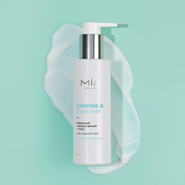 MIA PRO SKIN - CLEANSE & TONE MILK 200 ml.