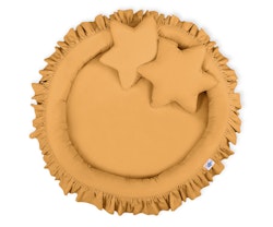 Lekpöl med volang mustard
