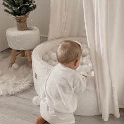 Meow bollhav med bollar boucle snövit