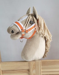 Stor grimma, Hobby Horse, orange med vit päls