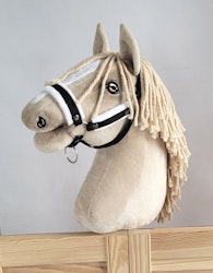 Stor grimma, Hobby Horse, svart med vit päls